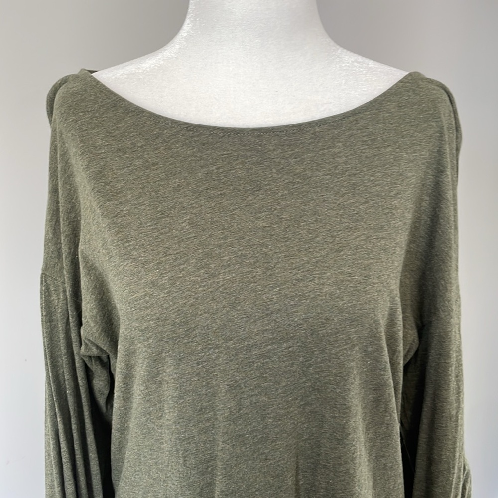 Banana Republic 🍌Green Top